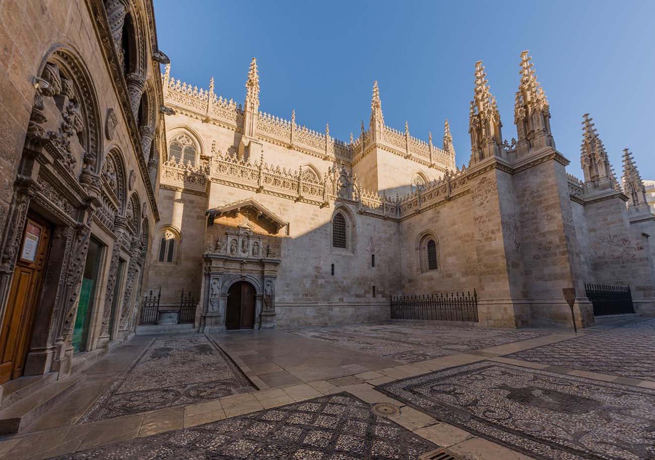 Historia y Cultura de Granada: Sumérgete en el Pasado de Andalucía a Través de sus Monumentos Emblemáticos